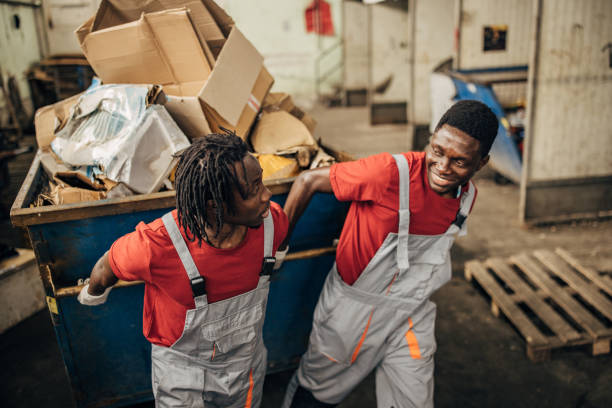 Best Garage Cleanout Services  in Lenexa, KS